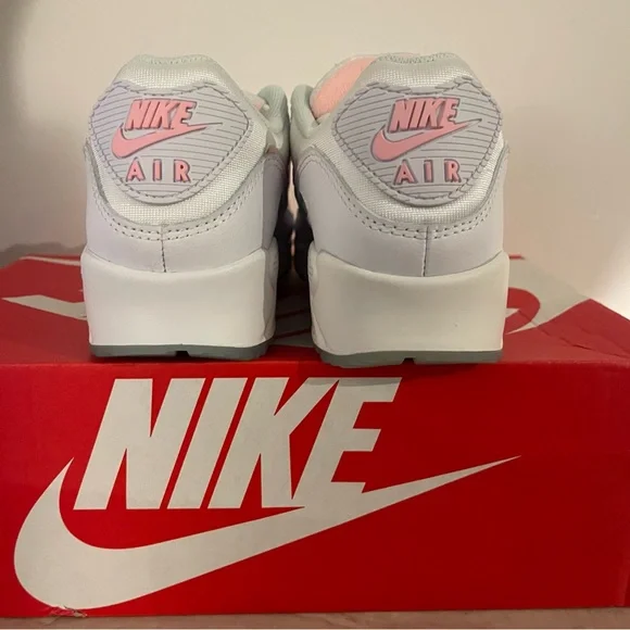 Nike Women’s Air Max 90 White / Arctic Punch - Picture 5 of 11